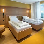 Boutique - Marina 4*