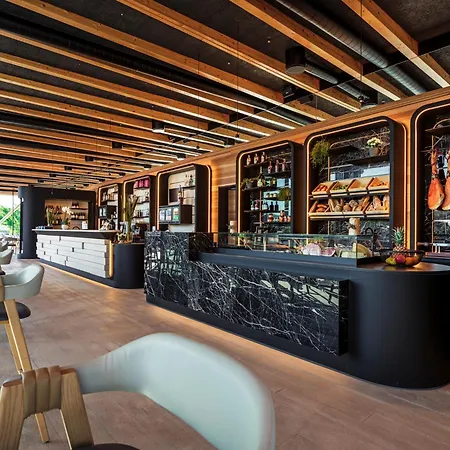 Boutique - Marina 4* Монфальконе