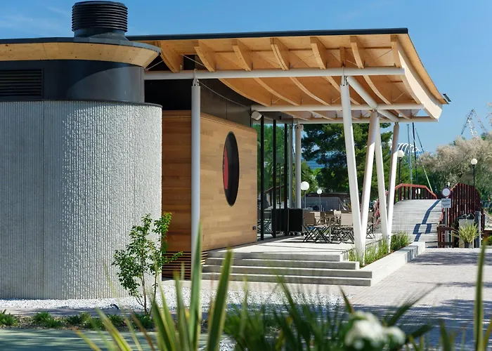 Boutique - Marina 4* مونفالكوني