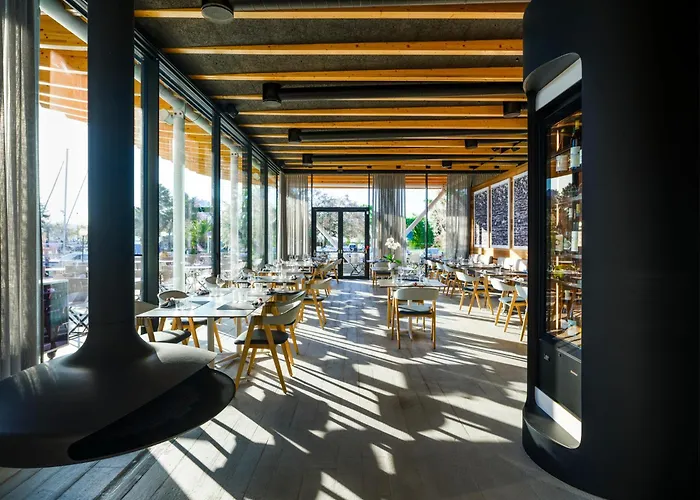 Boutique - Marina 4*