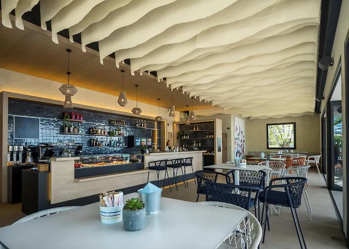 بيت ضيافة Boutique - Marina 4*