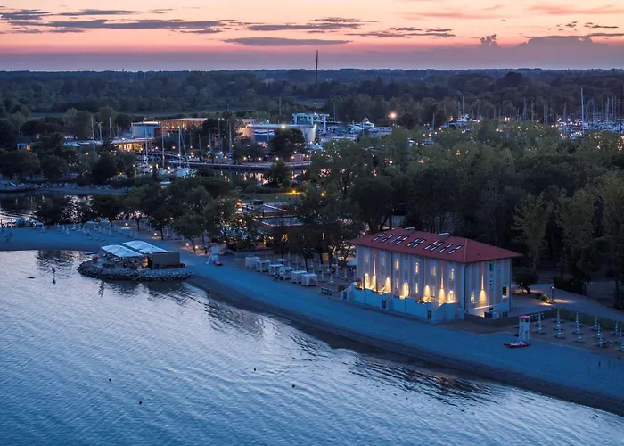 بيت ضيافة Boutique - Marina 4*