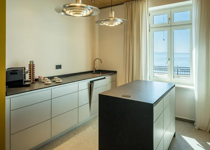 Boutique - Marina بيت ضيافة 4*